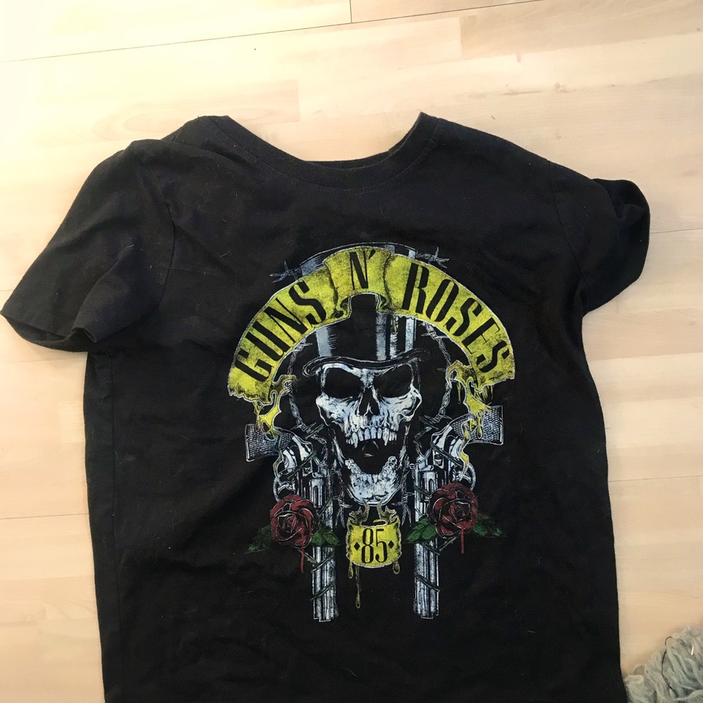 Guns roses t-shirt women black yellow